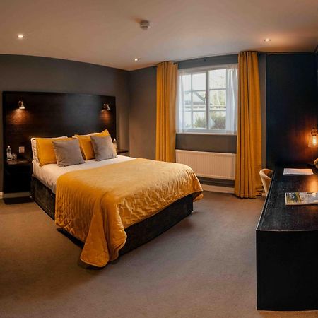 The Vicarage Hotell Holmes Chapel Eksteriør bilde