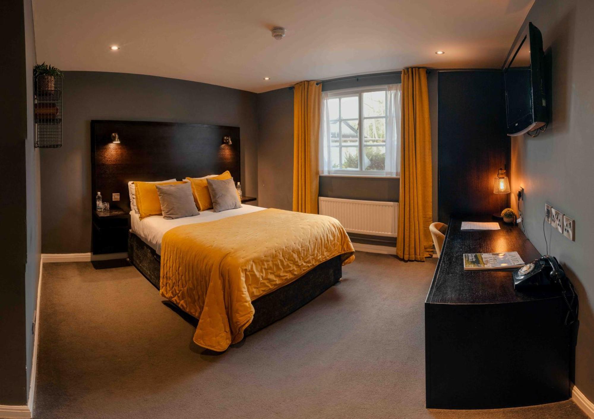 The Vicarage Hotell Holmes Chapel Eksteriør bilde