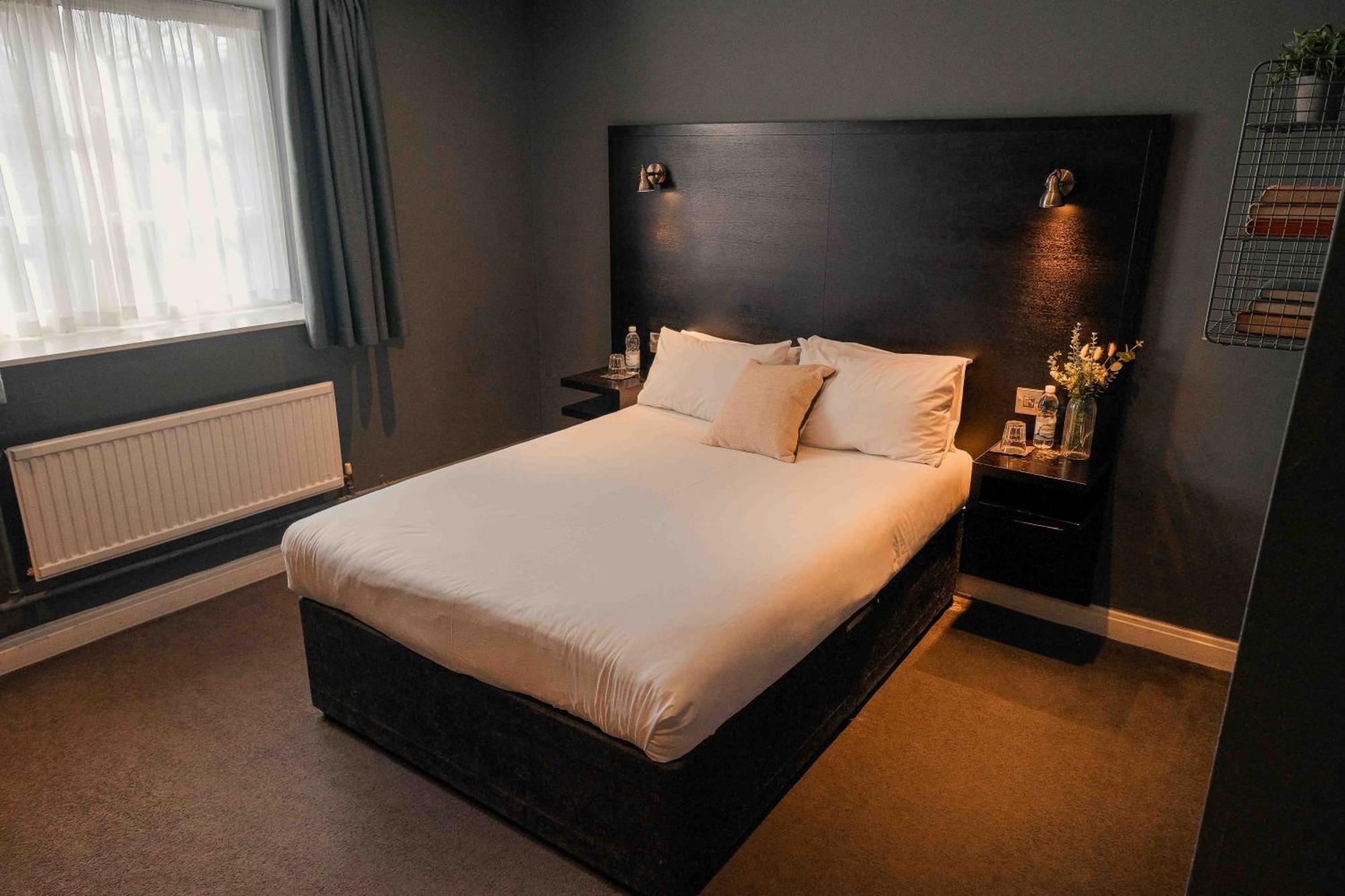 The Vicarage Hotell Holmes Chapel Eksteriør bilde