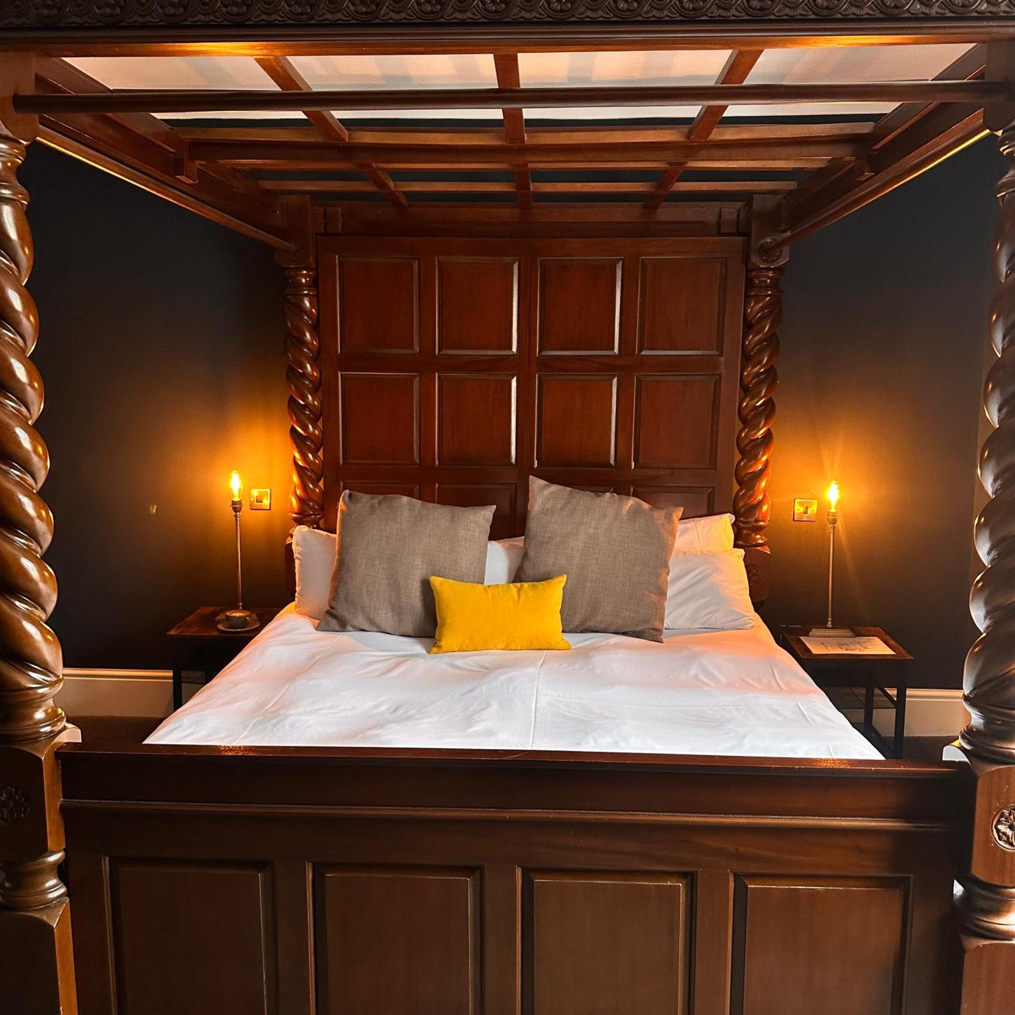 The Vicarage Hotell Holmes Chapel Eksteriør bilde