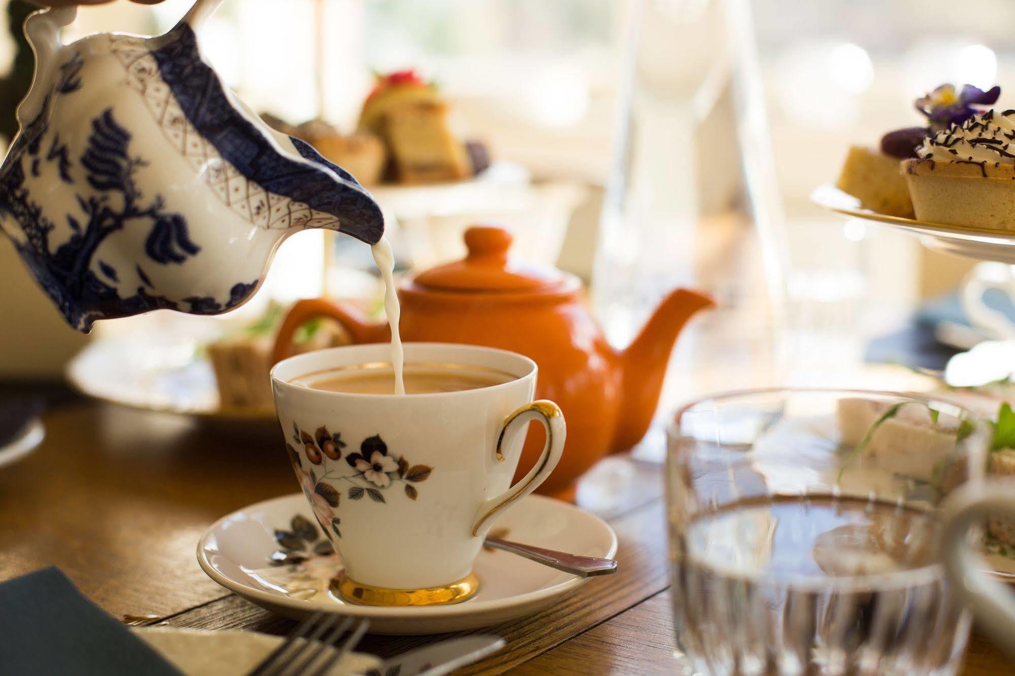 The Vicarage Hotell Holmes Chapel Eksteriør bilde