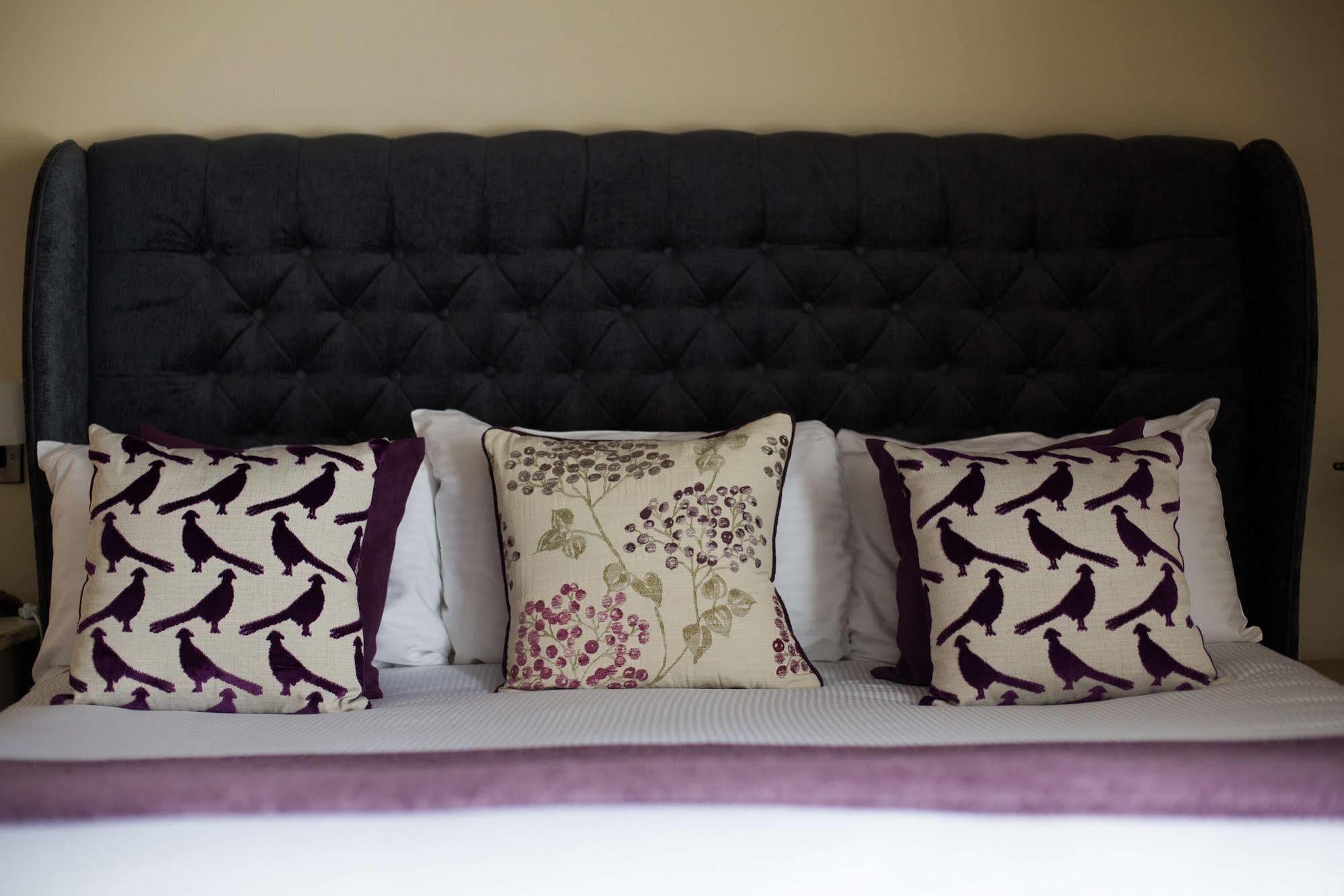 The Vicarage Hotell Holmes Chapel Eksteriør bilde